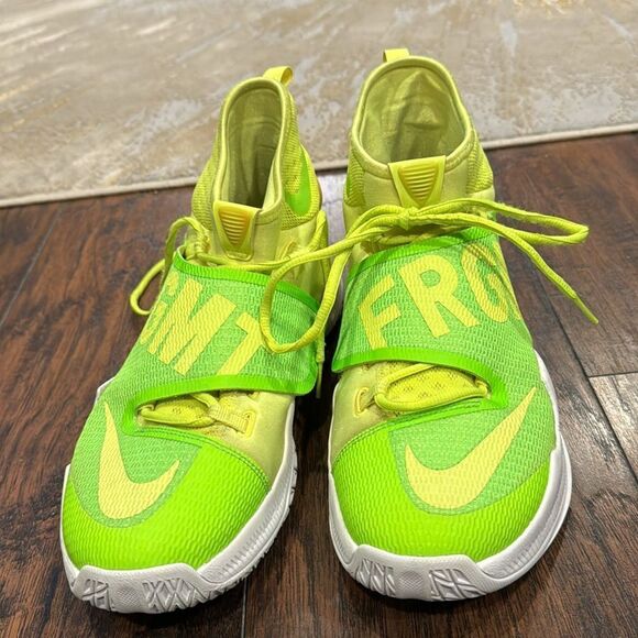 nike hyperrev fragment